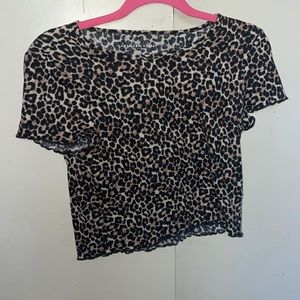 Chetah Cropped Tee